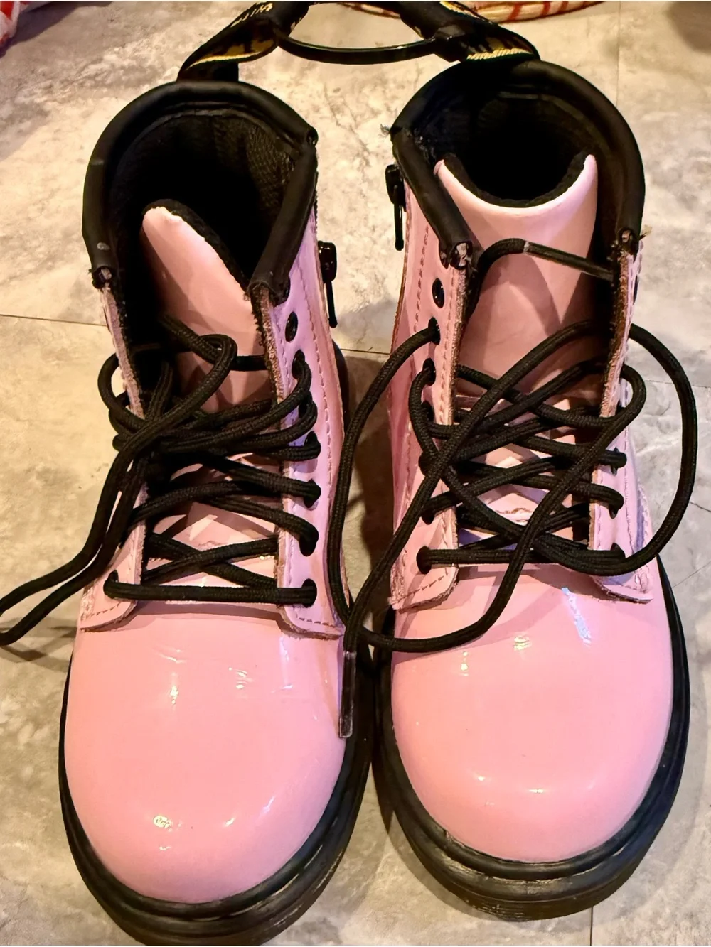 Dr. Martens Kids Pink Patent Lace-Up Boots with Black Trim